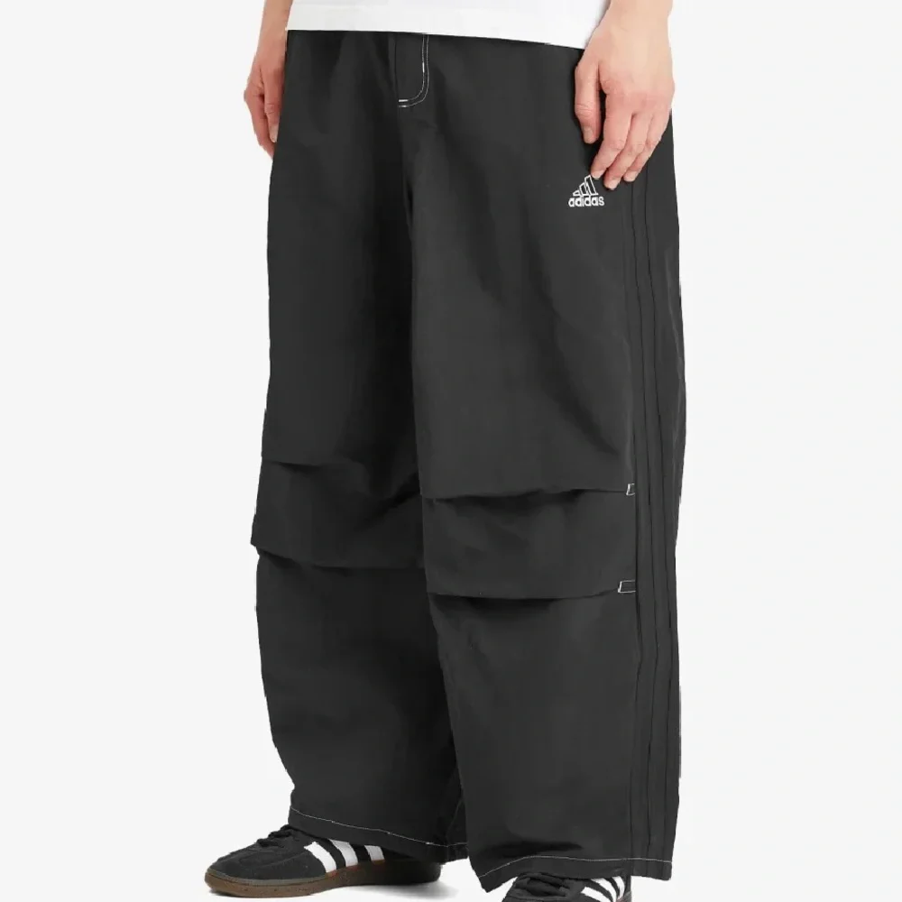 ADIDAS Parachute pants - Picture 1 of 8